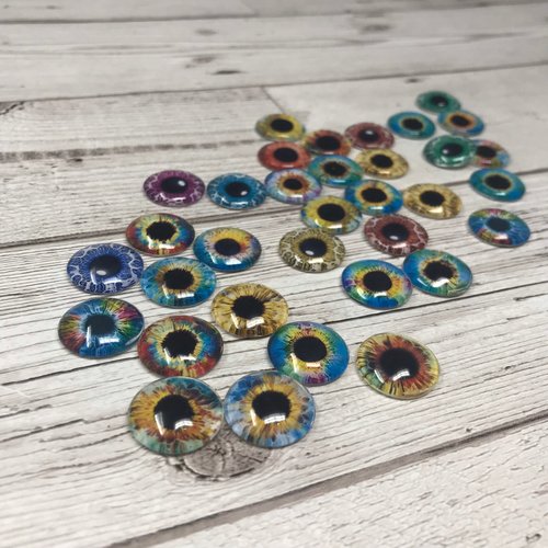 Blue glass eye cabochons in sizes 6mm to 40mm dragon eyes cat iris (512)