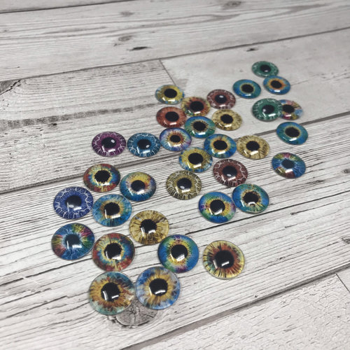 Blue Glass eye cabochons in sizes 6mm to 40mm human eyes monster iris lizard snake fantasy creature animal eyes (073)