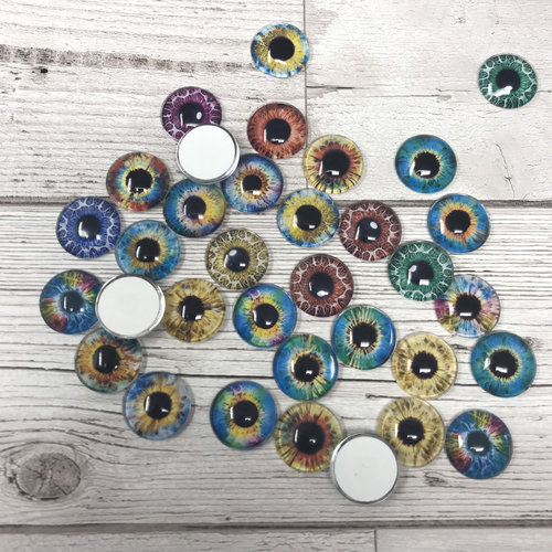 Pair of glass eye cabochons in sizes 6mm to 40mm dragon eyes cat fox iris (169)